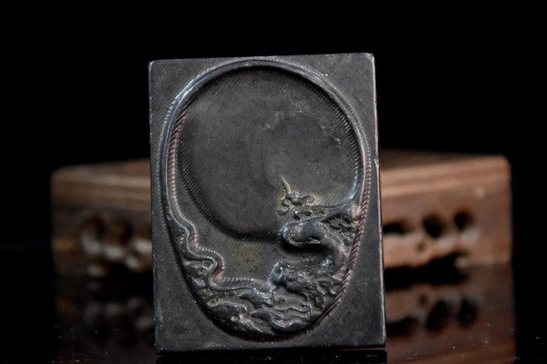 Collection of old meteorite Hongshan culture ink stone