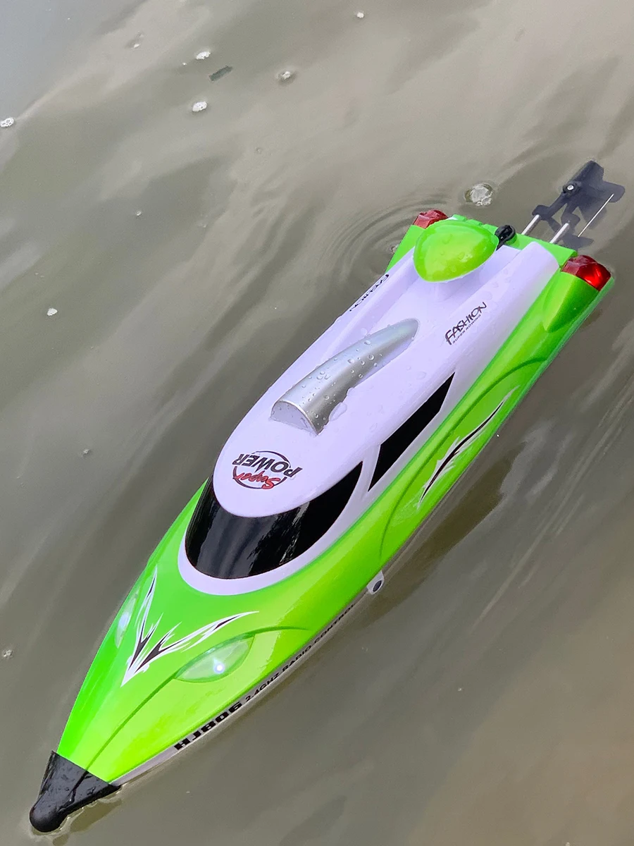 806 809 Medium RC Boat 35KM/H 2.4G Remote Controlled Ship Electric Speed Race Sensitive Steering Advanced Motor  with LED lights