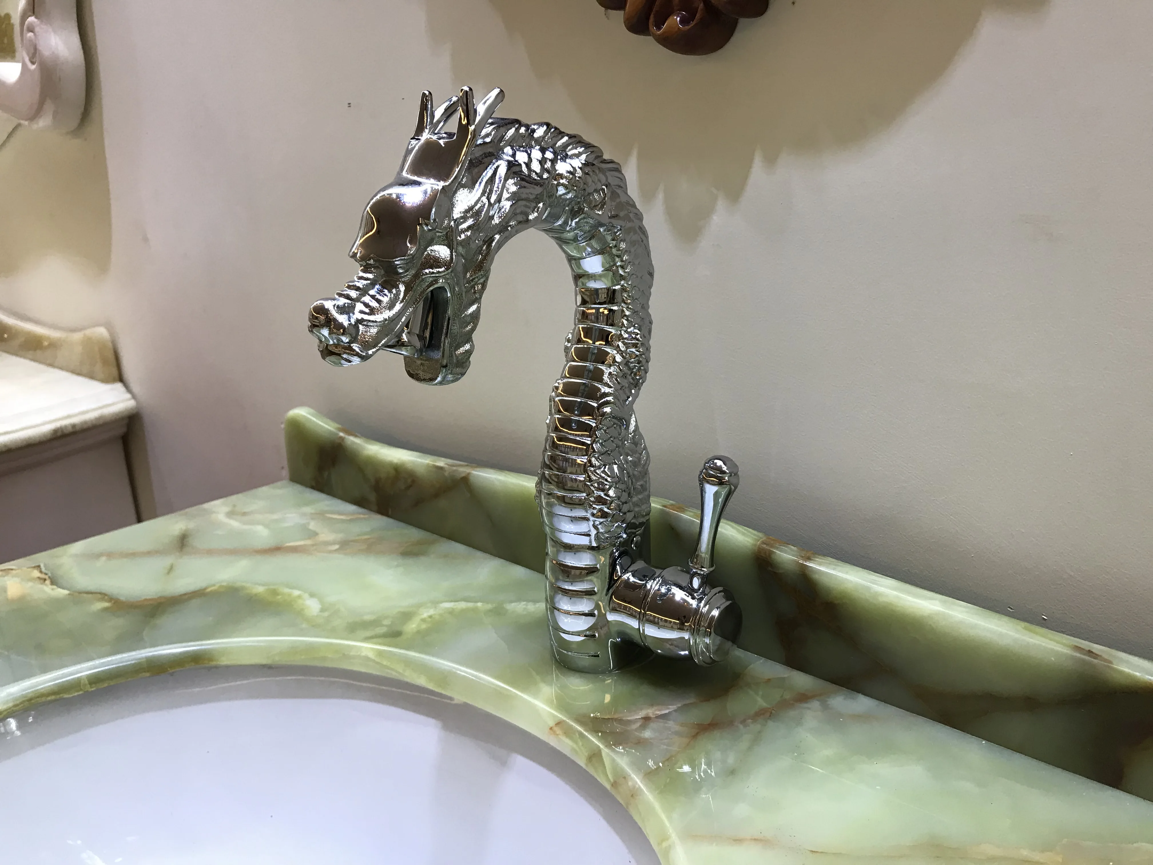 Free shipping Chrome finish Single hole bathroom basin Lavatory sink  dragon faucet Deck mounted