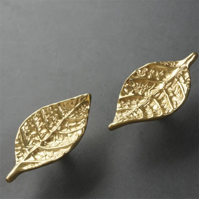 LCH Nordic Style Golden Leaf Shaped Solid Brass Cabinet Knob Drawer Pull Furniture Handles Mini Clothes Hook Hammertone Finishes