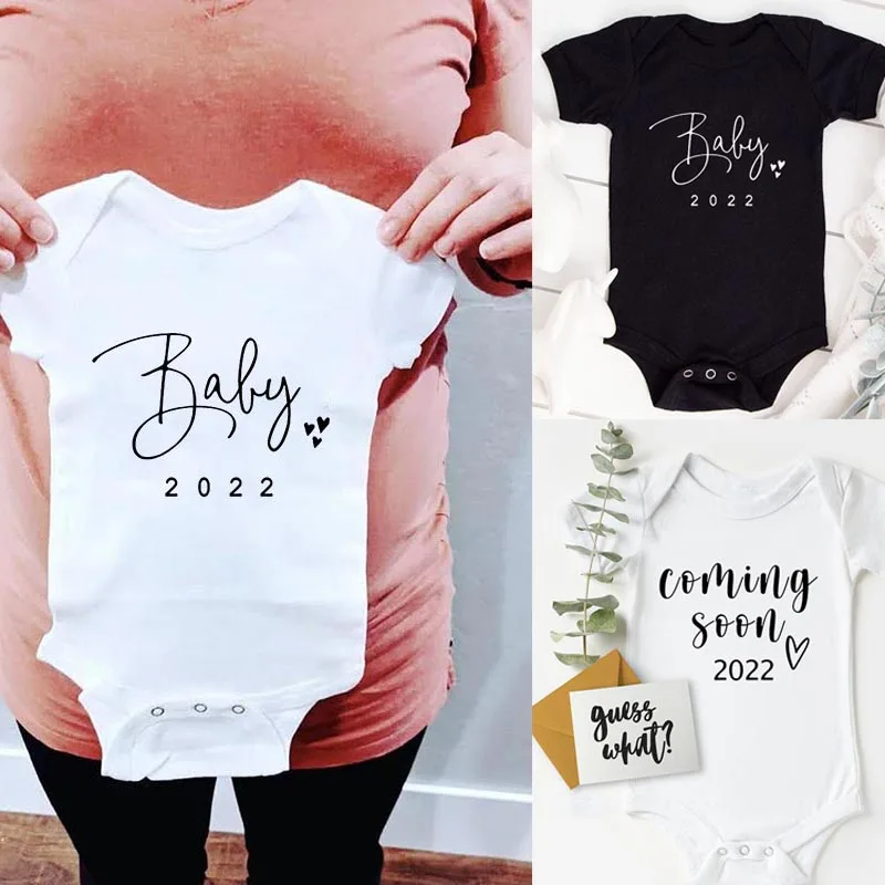 Baby Announcement Coming Soon 2022 Newborn Baby Bodysuits Summer Boys Girls Romper Body Pregnancy Reveal Clothes