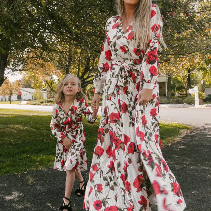 2024 Mom And Daughter Floral Long Sleeve Dress Clothes Family Look Matching Outfits Wedding Party Mommy And Me Long Dresses 5-12