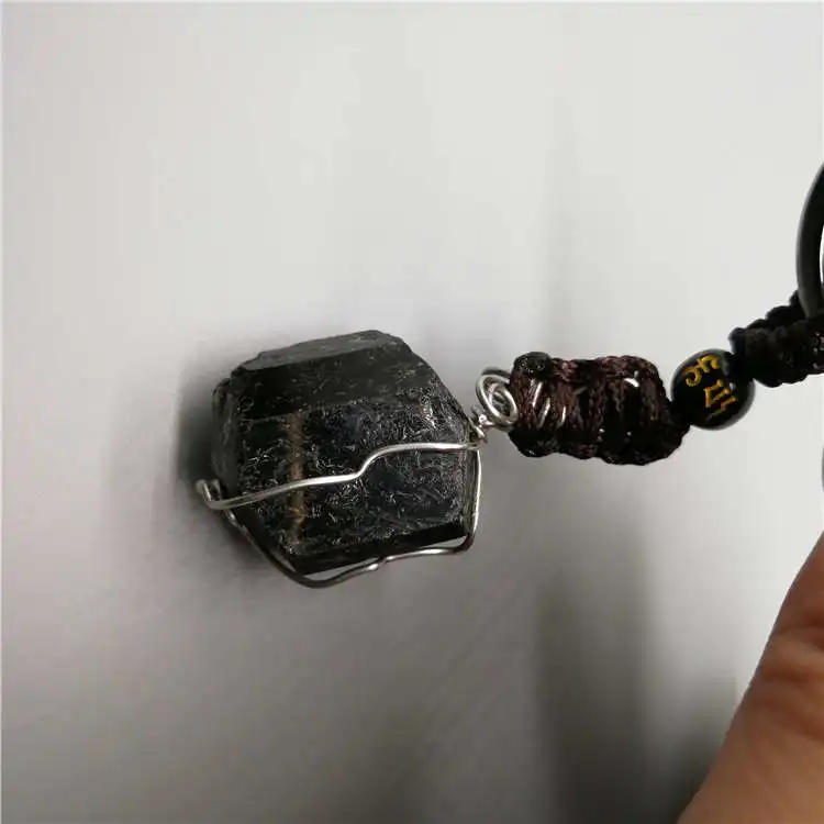 New product purity of 99% Natural black tourmaline Stone keychain Energy chakra keychain