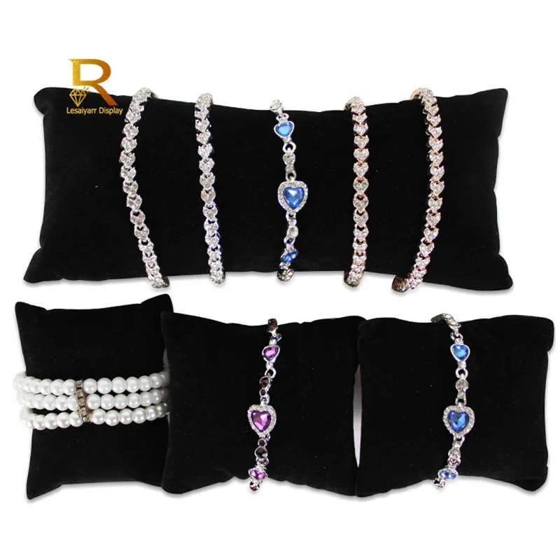 

Wholesale Durable Velvet Pearl Bracelet Watch Display Pillows for Case Bangle Anklet Wristwatch Holder Jewelry Counter Organize