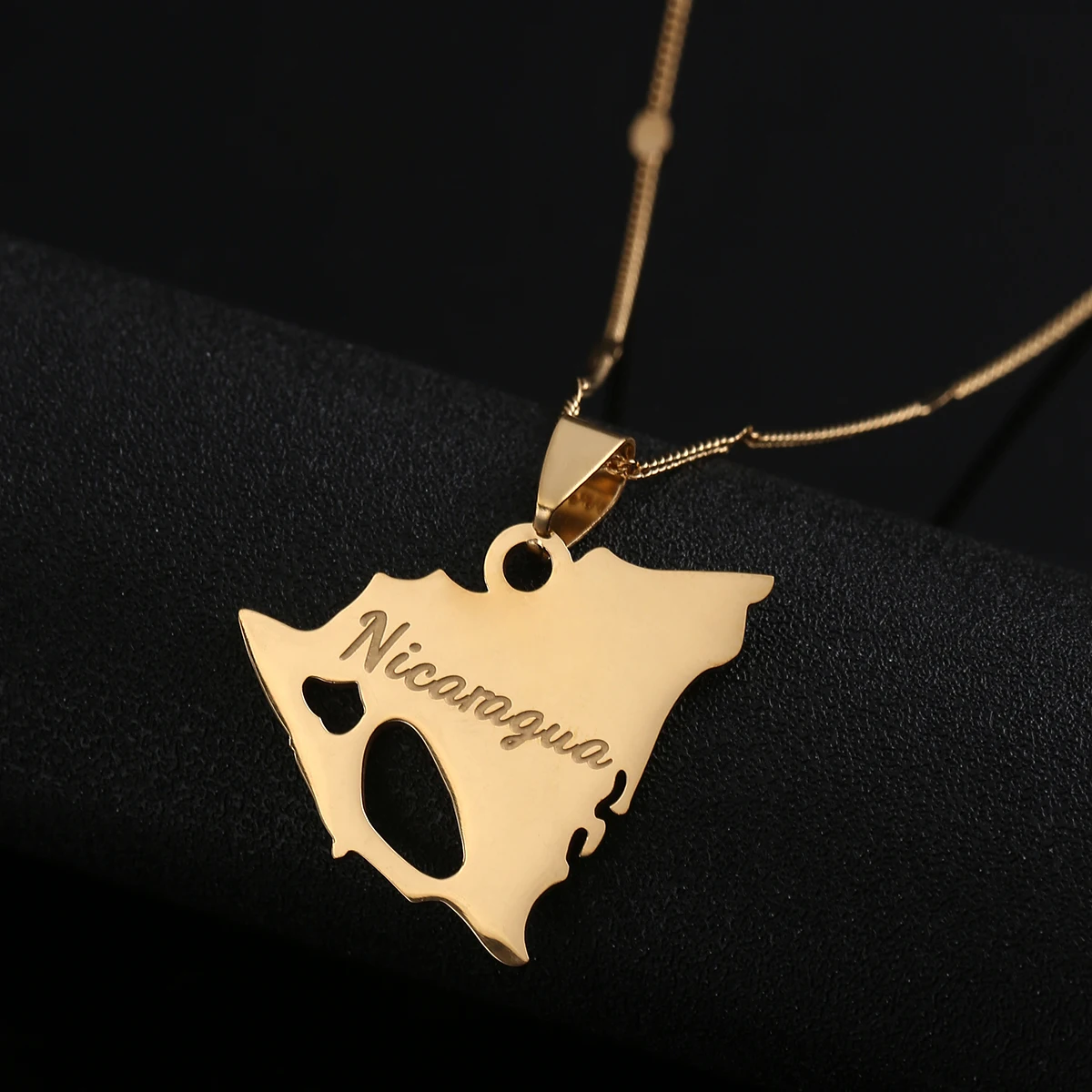 Country Gold Color Nicaragua Map Pendants Necklaces Women Men Engrave Nicaraguan Name Jewellery