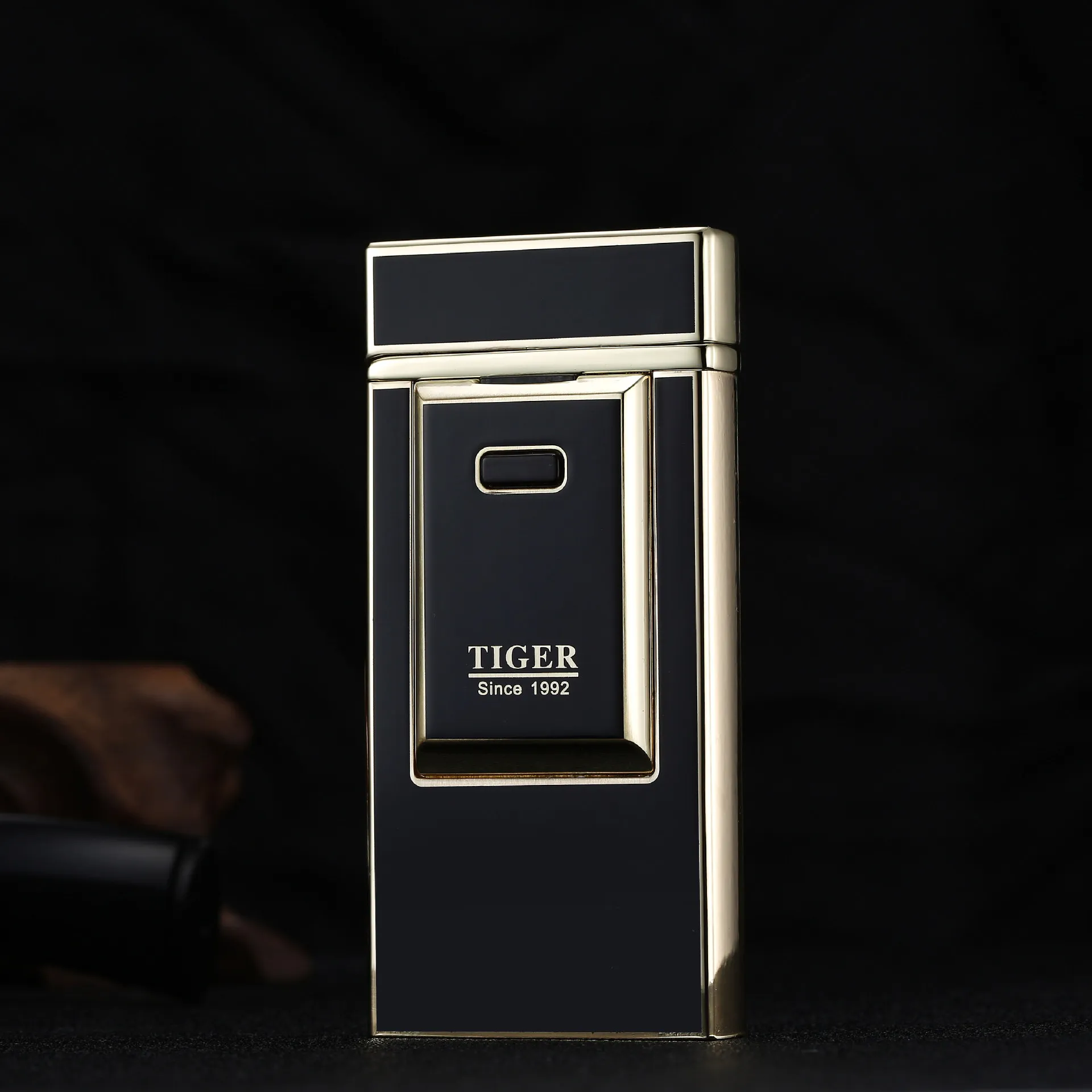 

USB-зажигалка с кнопкой, металлическая плазменная ветрозащитная Usb-зажигалка с двойной дугой для сигарет и табака