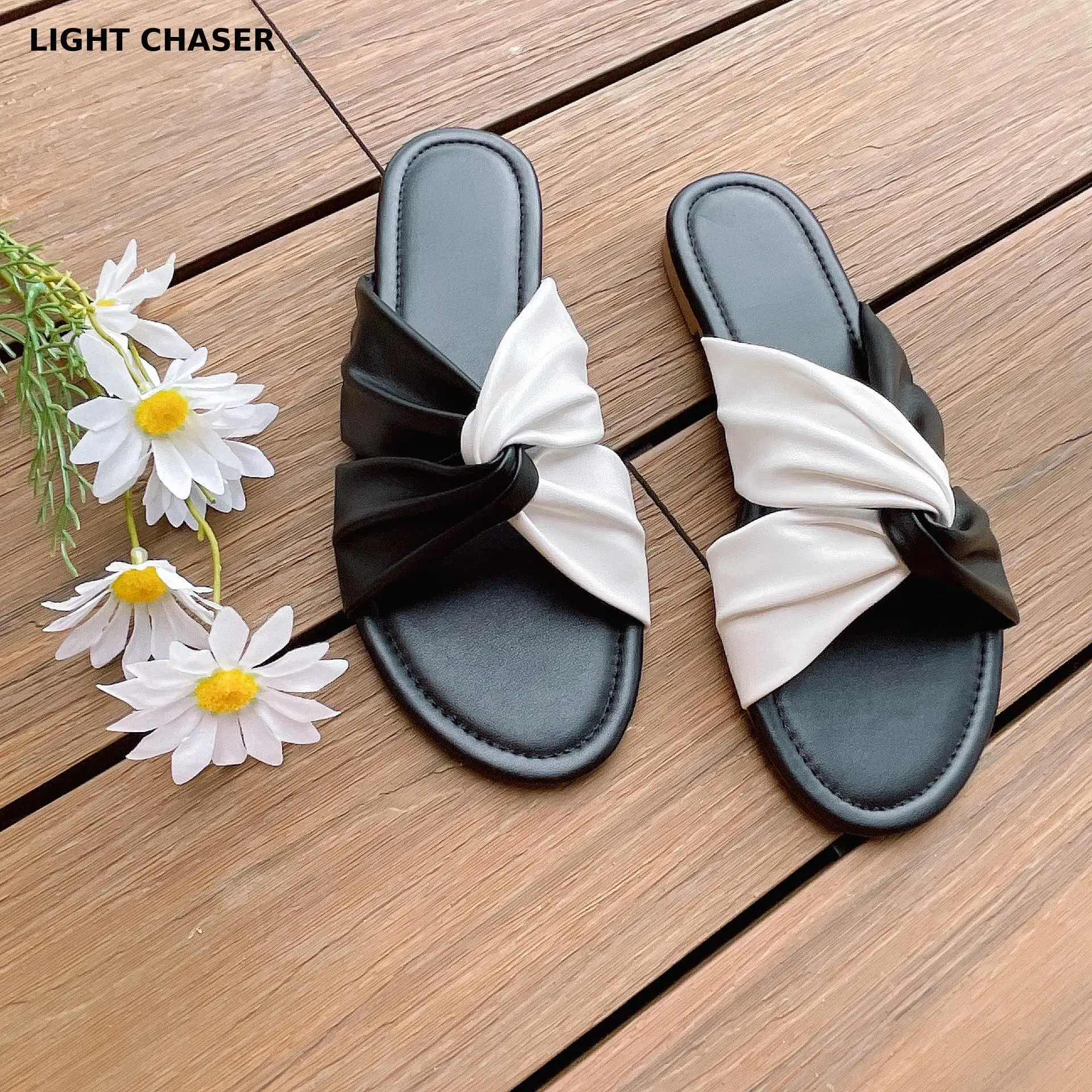 Summer Women's Slippers New Beach Slippers Flat Large Size Women's Sandals Stitching Cross Sandals And Slippers Women Slippers