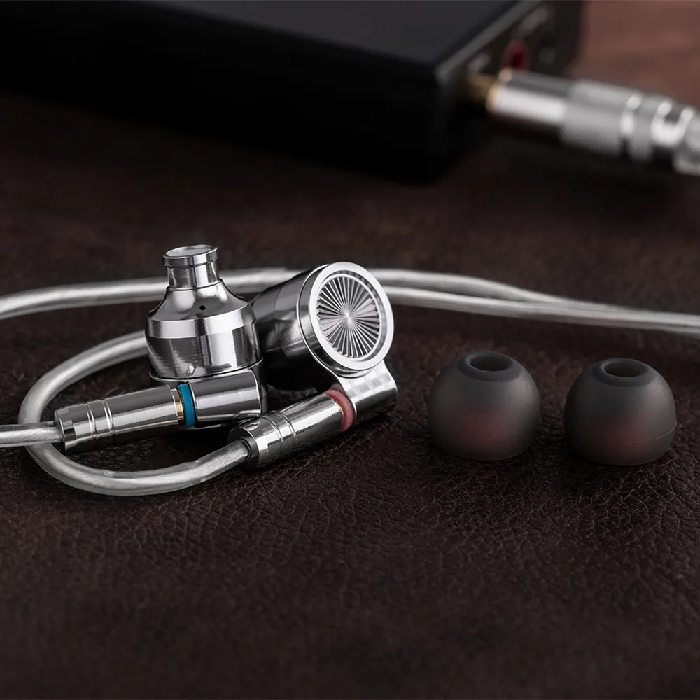 TinHiFi T4 CNT Dynamic In Ear Monitor Earphones Professional HIFI Metal Wired Headsets Mmcx Stereo Headphones Detachable Cable
