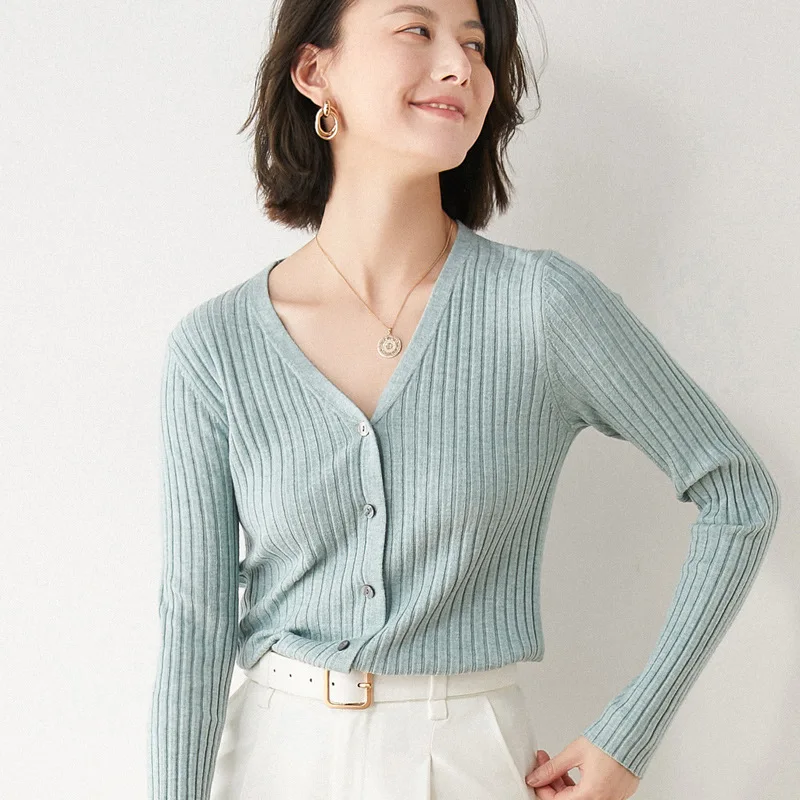 

MRMT 2024 Brand New Women's Sweaters Thread Knit Loose Women Sweater Viscose Commuter Single Wear Wool Woman Cardigan For Lady