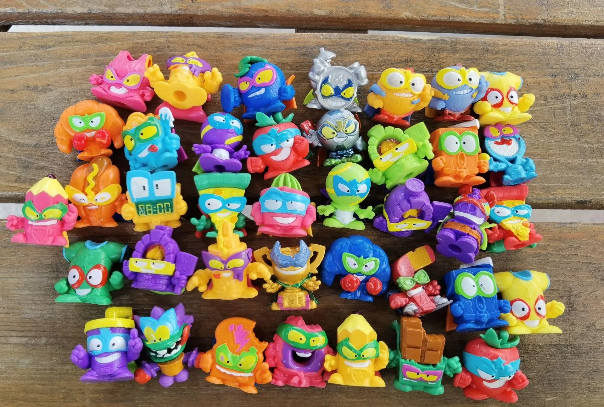 15Pcs new style Zomlings Anime Trash Dolls Action Figures 3CM