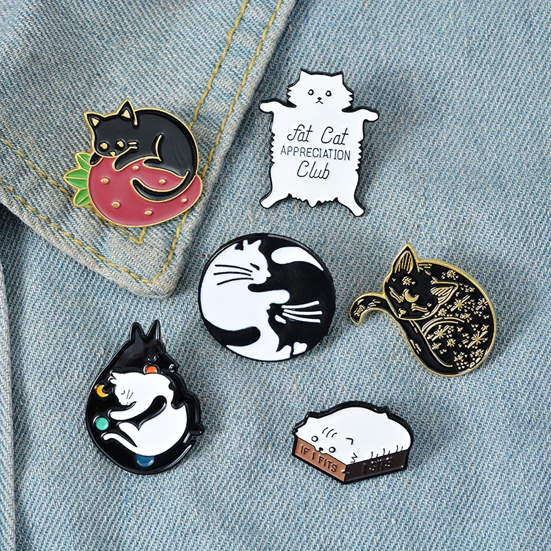 Meow Sleep Cat Kindergarten Enamel Pins Kitten Hugging Yin Yang Cats Badge Punk Brooch Bag Lapel Pin Cartoon Animal Jewelry Gift