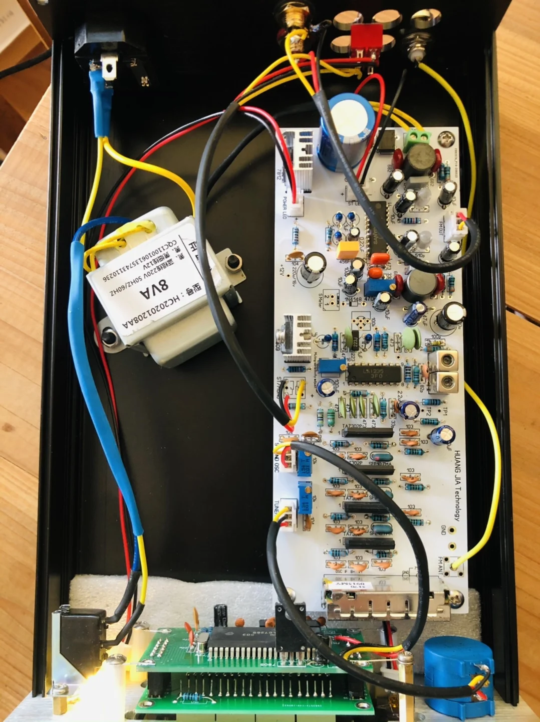 PLL phase locked loop LA1235 radio head