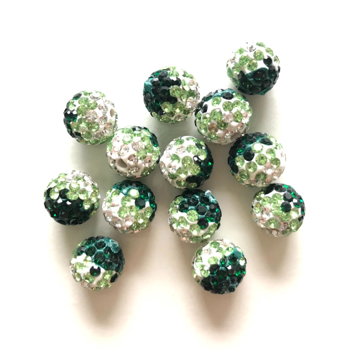 50pcs 10mm High Quality Green Gradient White Crystal Clay Pave Rhinestone Round Disco Ball Loose Spacer Bead for Bracelet Making