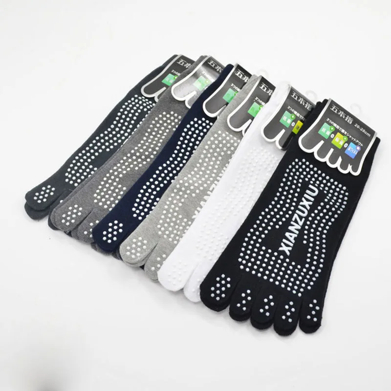 Man Pilates Socks Cotton Breathable Non-Slip Massage Yoga Socks Cotton YOGA Sports Five-finger Black White Floor Sock 5 Toe Sock