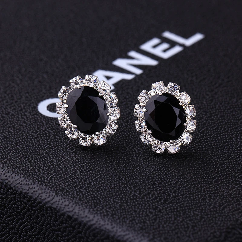 2021 New Shiny Stud Earrings Colorful Oval Zircon Crystal Earring Stud Charm Simple Korea Ear Jewelry for Women Many Colors