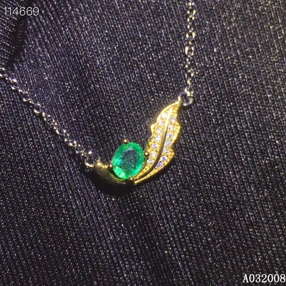 

KJJEAXCMY Fine Jewelry 925 Pure Silver Inlaid Natural Emerald Girl New Pendant Necklace Vintage Luxury Got Engaged Marry Party