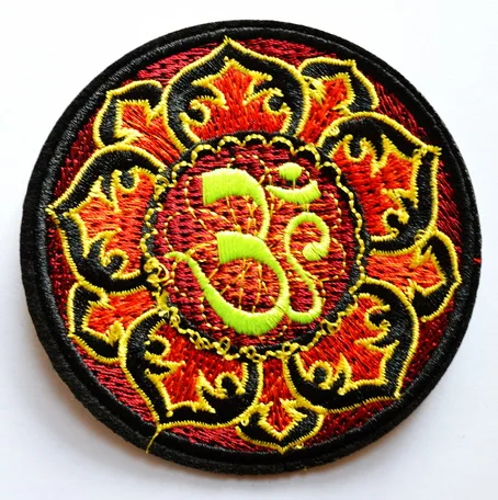 40x YOGA Aum om infinity hindu indian LOTUS retro hippie Iron On patch (≈  7.7 cm)