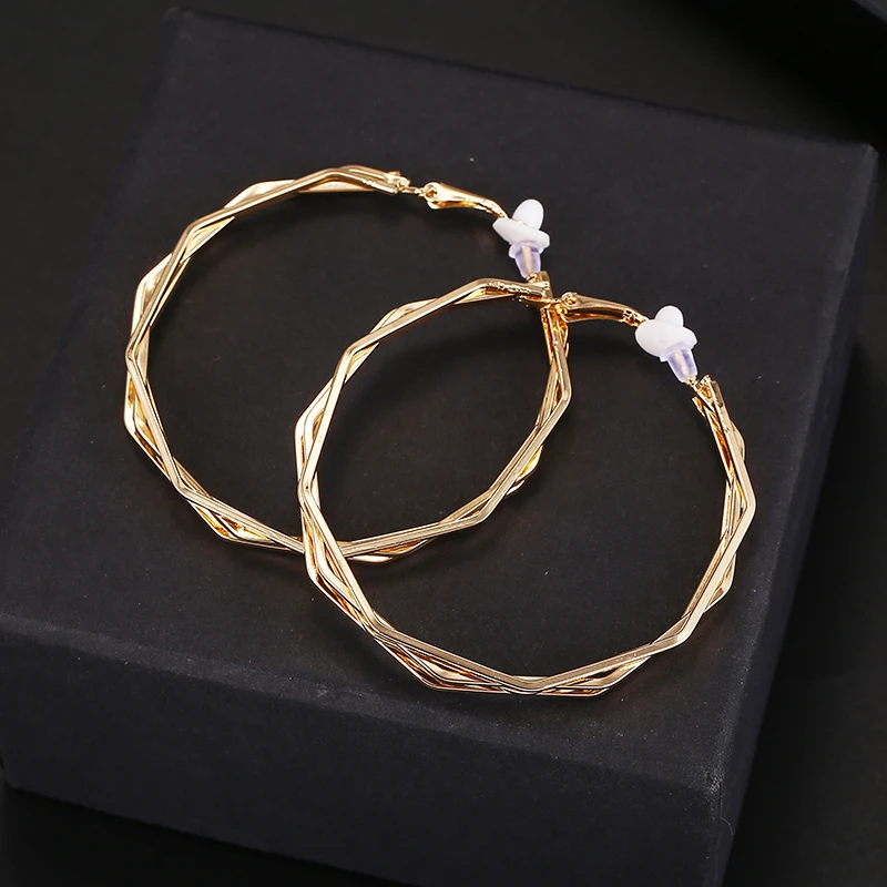 Hoop Clip on Earrings for Women No Pierced Unique Twisted Big Earrings Irregular Circle Earring Brinco Statement Fashion Jewelry