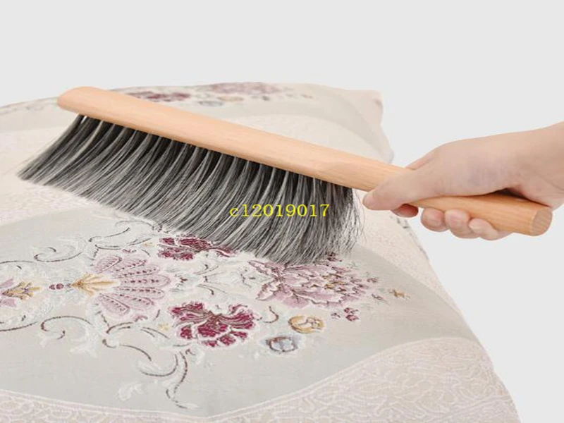 100PCS Wood soft hair bed brush dust does not shed hair long handle household sweeping bed cleaning brush