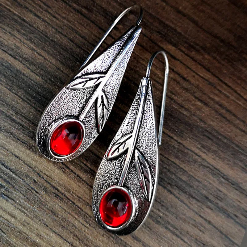 Vintage Pendientes Metal Antique Silver Leaf Drop Earrings For Women Boho Brincos Ethnic Red Resin Stone Earings Oorbellen Gifts