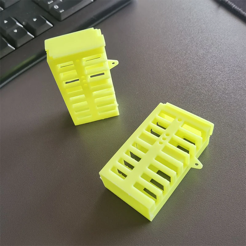 1 Pcs Green Large Queen Box Queen Adjustable Bee Cage Beekeeping Tools Bee Transport Cage Beekeeper Beekeeping Equipment