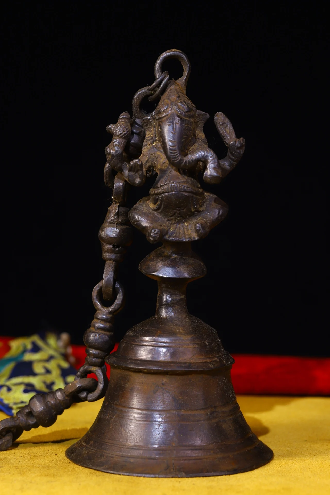 Tibetan Temple Collection Old Bronze Elephant Trunk God of Wealth Rattle Bells Buddhist artifact Office Ornaments Town House