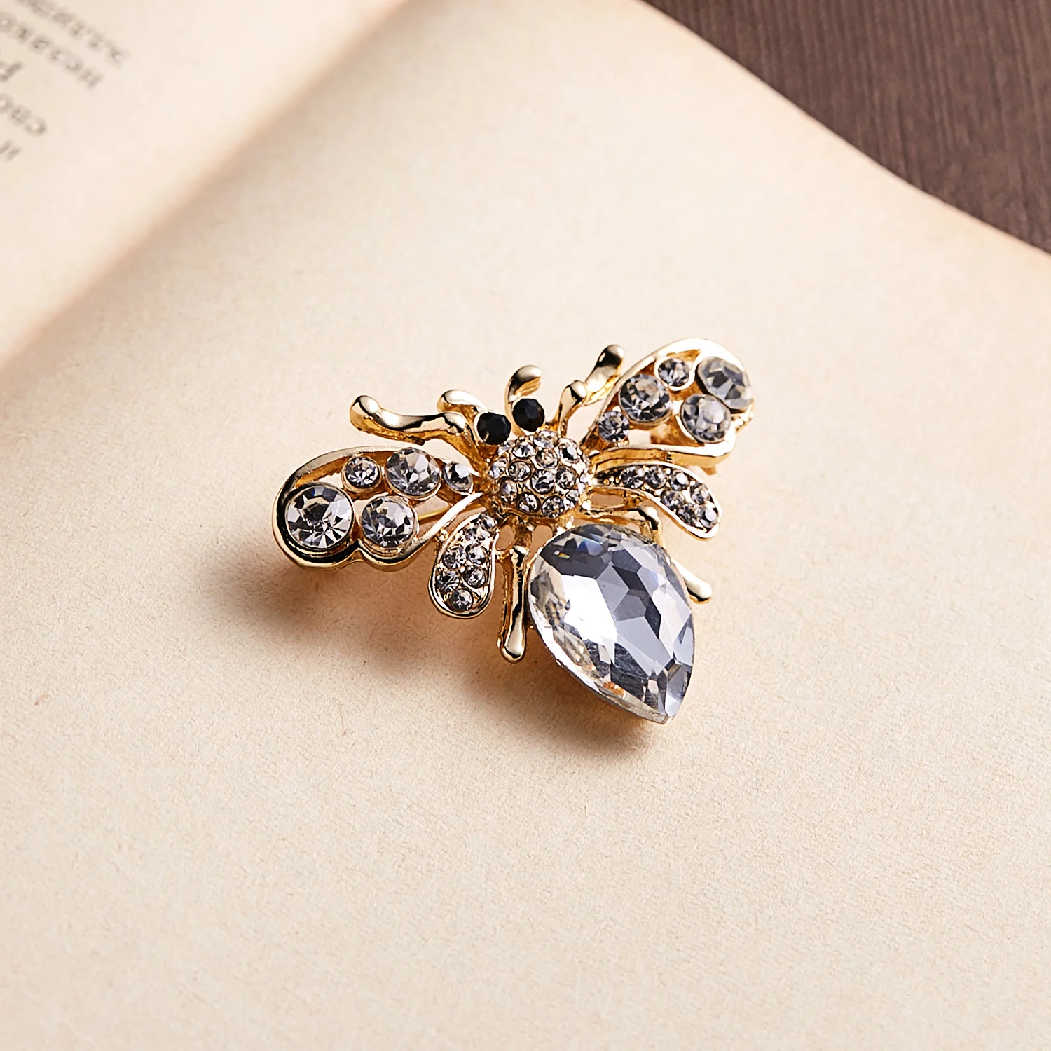 Rinhoo Zarte Kleine Biene Brosche Kristall Strass Insekt Ant Fliegen Bee Tier Honigbiene Emaille Pins Broach Nadel Abzeichen Geschenke – Detail 25