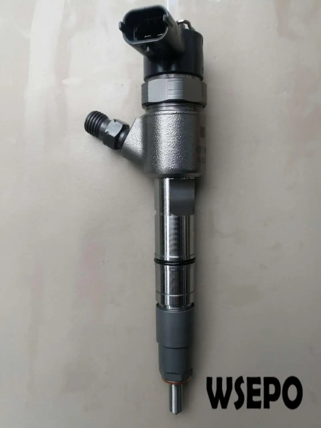 

Top quality Replacement Electronically Common Rail Fuel Injector Assy. P/N 0445110629 for Multi Cylinder Heavy Diesel Engine