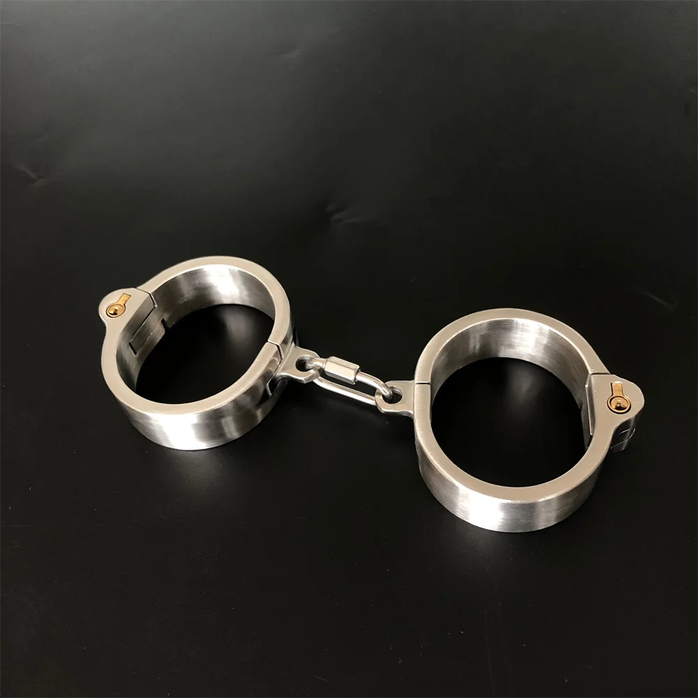 

Stealth Lock Stainless Steel Oval Wrist Restraint Cuffs Handcuffs With Detachable Chain Manacle Adult Bondage BDSM Slave Sex Toy