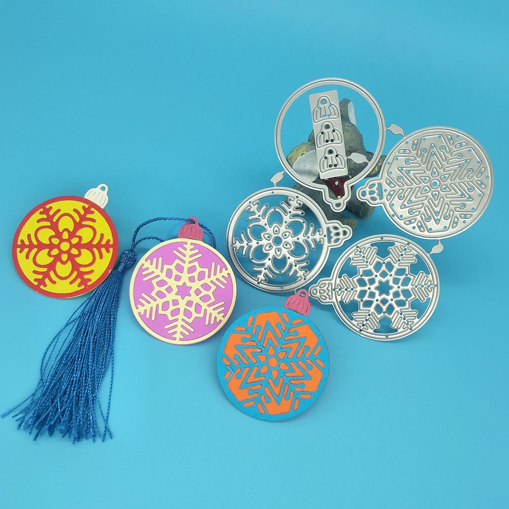 

Christmas round snowflake keychain pendant metal cutting knife mold, scrapbook, photo album decoration DIY handmade art