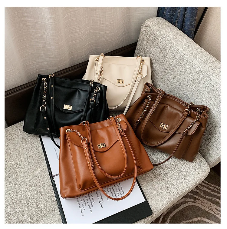 Large capacity Women Shoulder Bags Pu leather Brand Designer  lady Handbags Travel big totes chain female Crossbody bags black