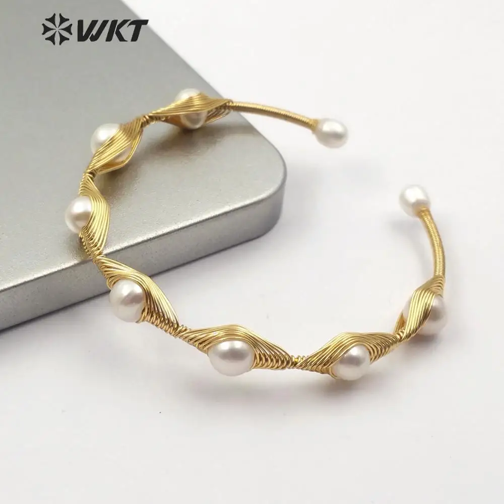 

WT-B502 Natural Freshwater Pearl Bracelet Wire Wrapped Pearl Bangle Cuff Bracelet Gold Electroplated Fashion Woman Bracelet