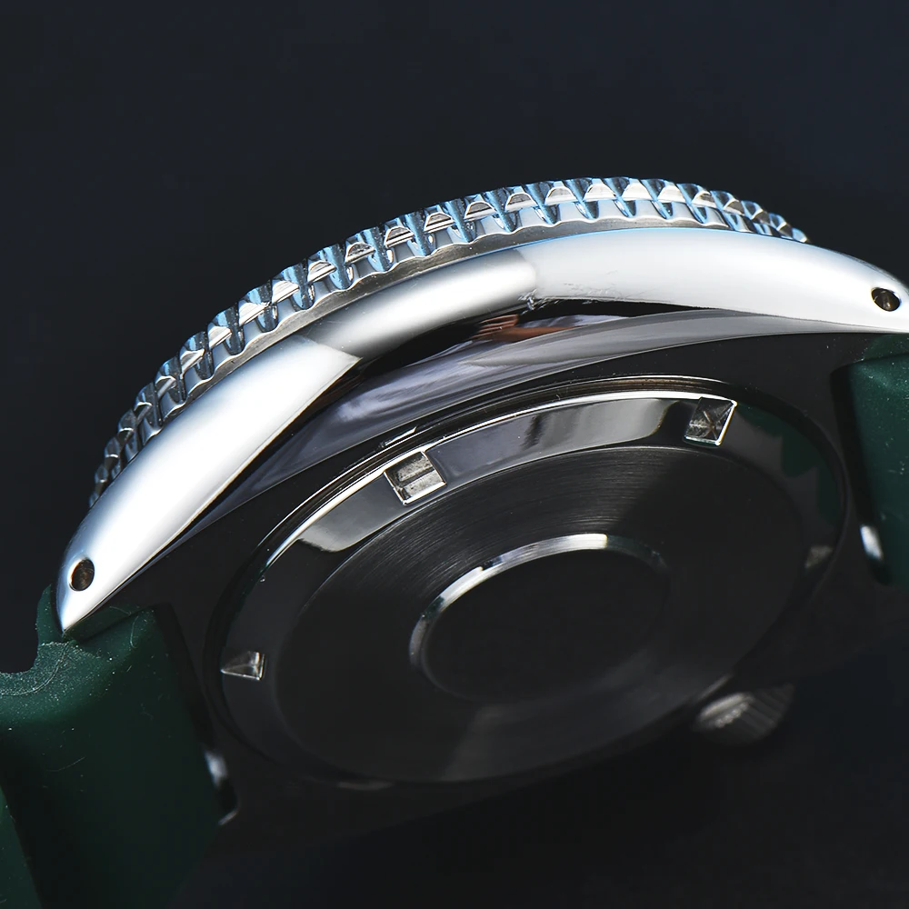 PARNSRPE Diver Men\'s Automatic mechanical watch Watch green Dial Sapphire Glass Japan NH35 Movement
