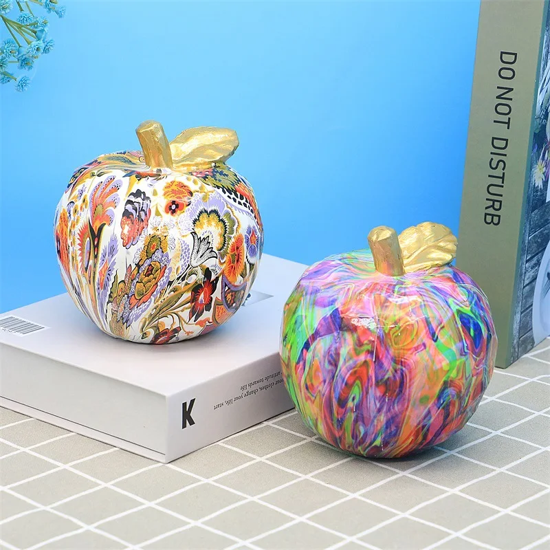 Statue Figure Sculptures Tapestry Creative Colorful Graffiti Water Transfer Apple Living Room Ornaments Decoration Modern Crafts