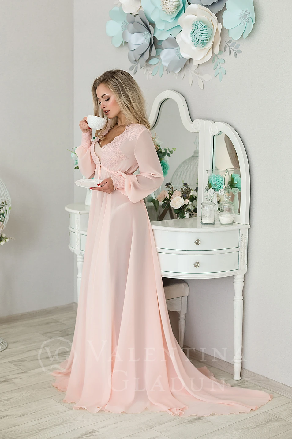 Pembe V boyun See Through kadınlar gece elbiseler Custom Made uzun kollu dantel şifon gecelikler elbiseler kadın pijama