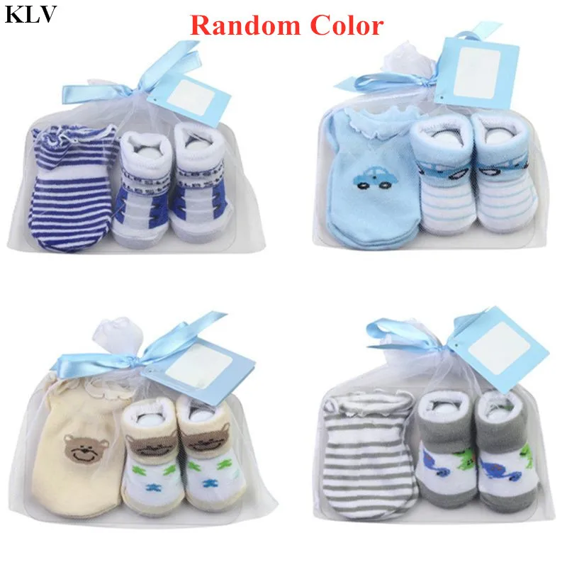 Cartoon Soft Baby Cotton Socks + Anti-Scratch Gloves Set for Baby Boys Baby Girls Infant 0-6 Months Newborn Gift Baby Accessory