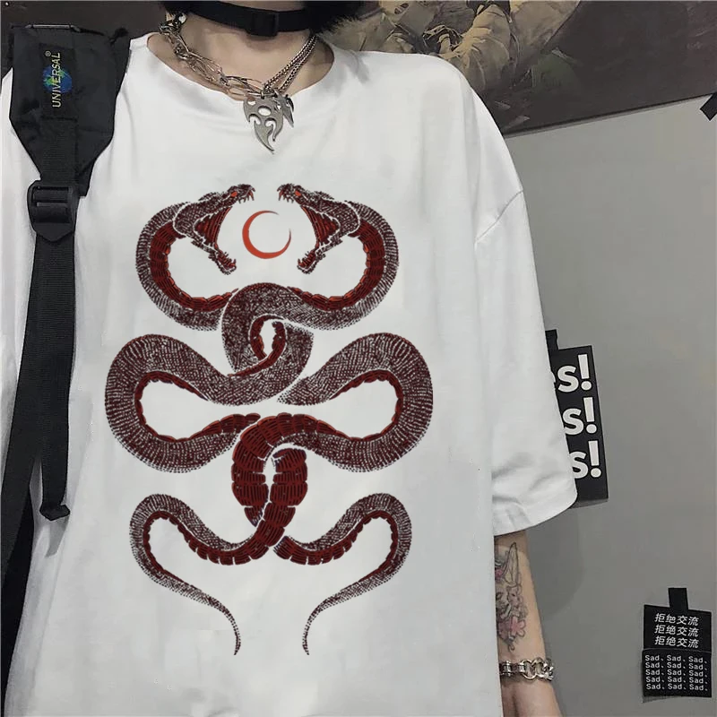 Dark Vintage Moon Snake Print Goth Horror T-Shirt Women Oversize Punk Summer Short Sleeve Casual Clothe Loose Streetwear Y2K Top