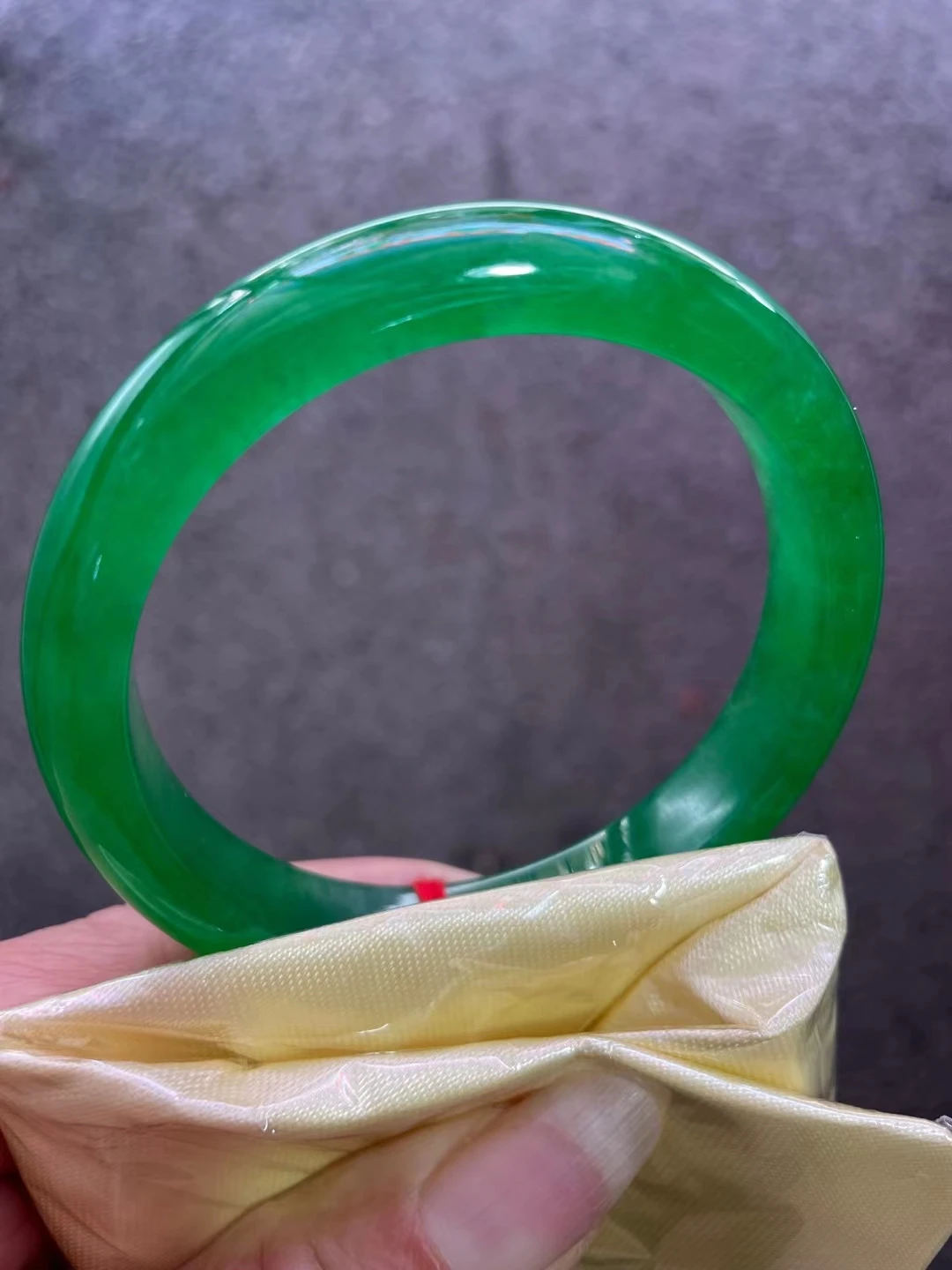 Top Qality Natural A Level Jade Rare Emerald Explicit Bangle Physical Shooting Jewelry Accessories Gift Fashion Perfect Bracele