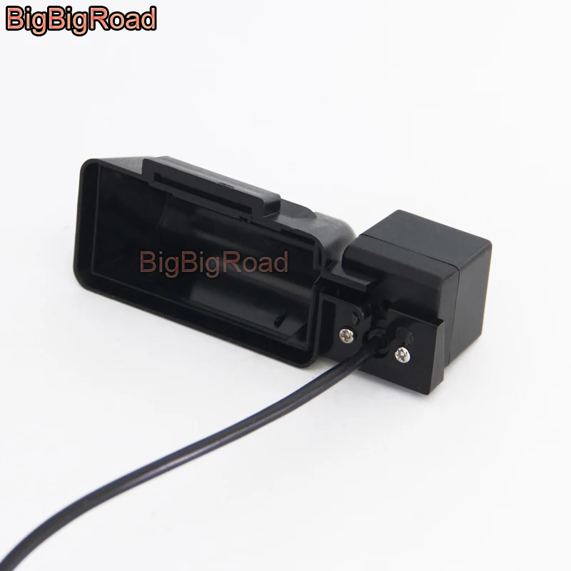

BigBigRoad Car Rear View Camera / Parking Camera Night Vision For Ford Transit Connect Tourneo T-Series Transit 150 250 350 350