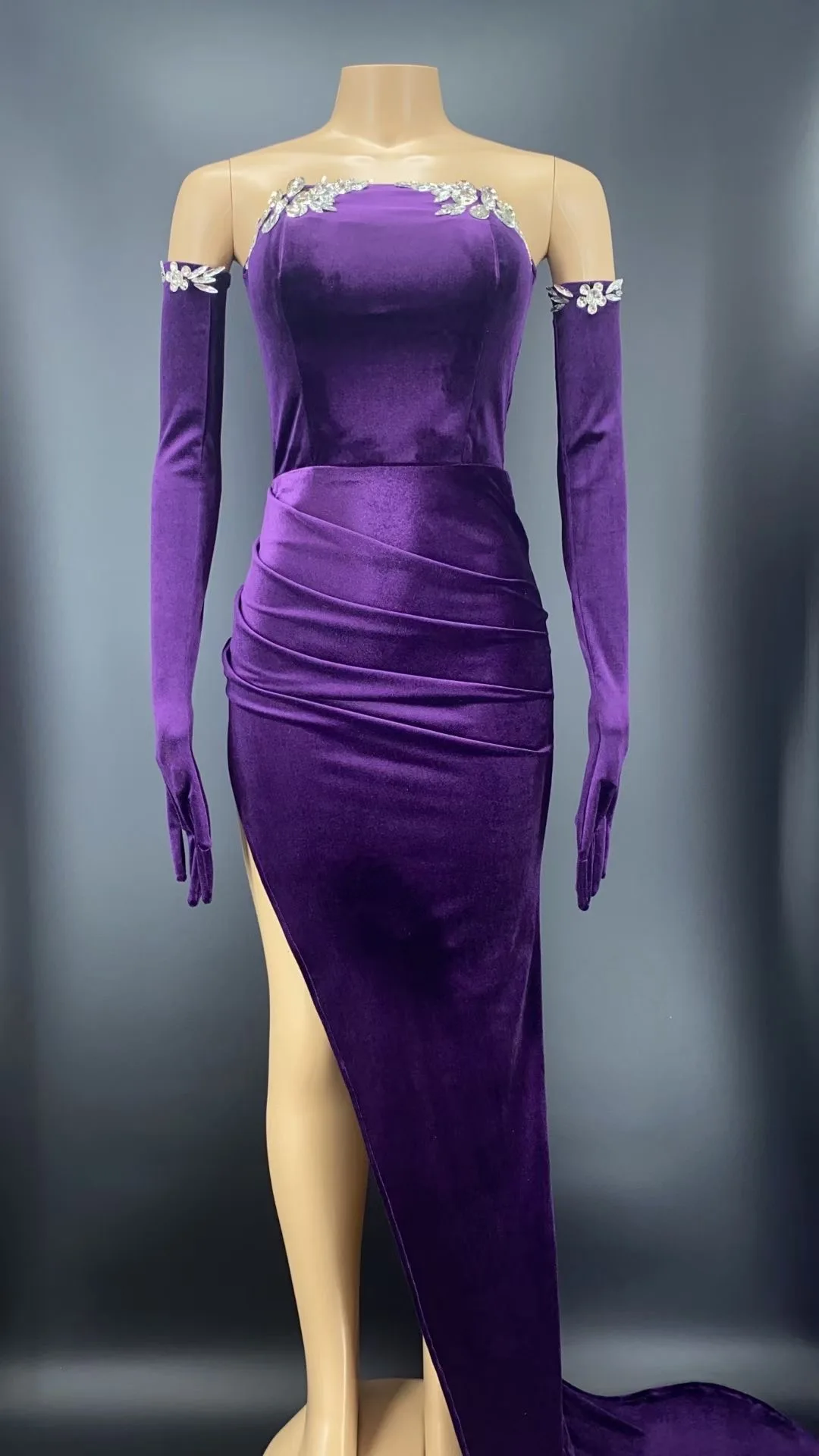 

New Fashion Rhinestones Purple Velvet Dress Gloves Sexy Split Bodycon Tail Dress Birthday Wedding Celebrate Evening Gown Outfit