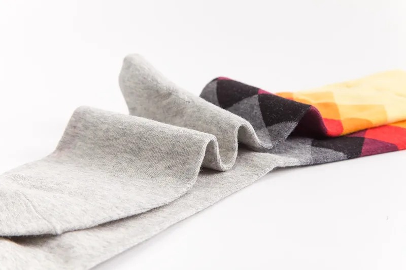 Male Tide Brand men cotton Socks Gradient Color summer Style long wedding sock Men's High Funny Happy Business Socks man sox