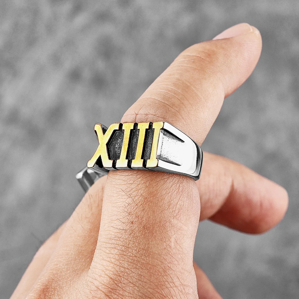 Roman Numeral 13 Stainless Steel Mens Rings Punk Retro Unique  Amulet for Male Boyfriend Biker Jewelry Creativity Gift Wholesale