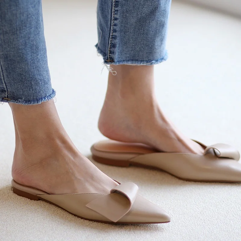 

Woman 2022 Women Cow Leather Mules Flats Shallow Slippers Pointed Toe Designer Mules Ladies Casual Flat Shoes Korea Style