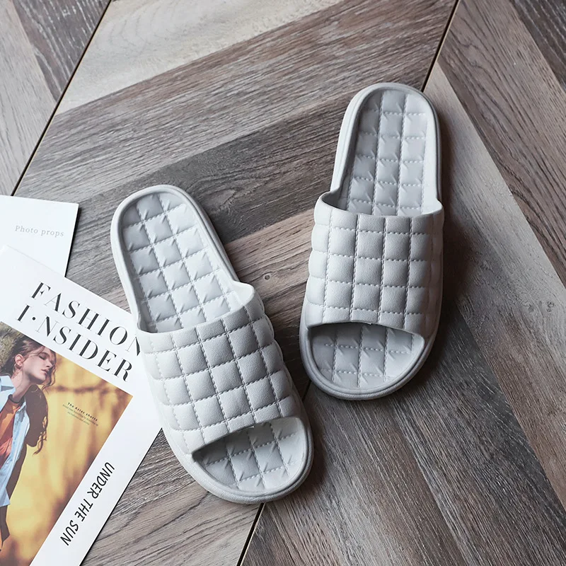 Zapatillas de interior antideslizantes para mujer y hombre, chanclas planas de verano, cómodas, para el hogar y el baño