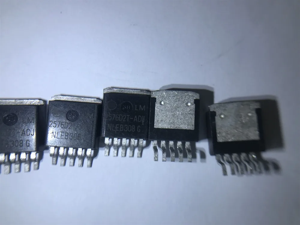 2PCS LM2576D2T-ADJ LM2576D2T LM2576D2 LM2576 LM 2576D2T-ADJ Electronic components chip IC