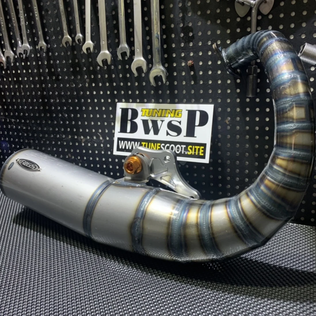 JISO Exhaust Pipe DIO50 RRGS With CNC Aluminium Holder BWSP Perfomance Racing Muffler Tuning Upgrade Dio 50 Scooter Parts