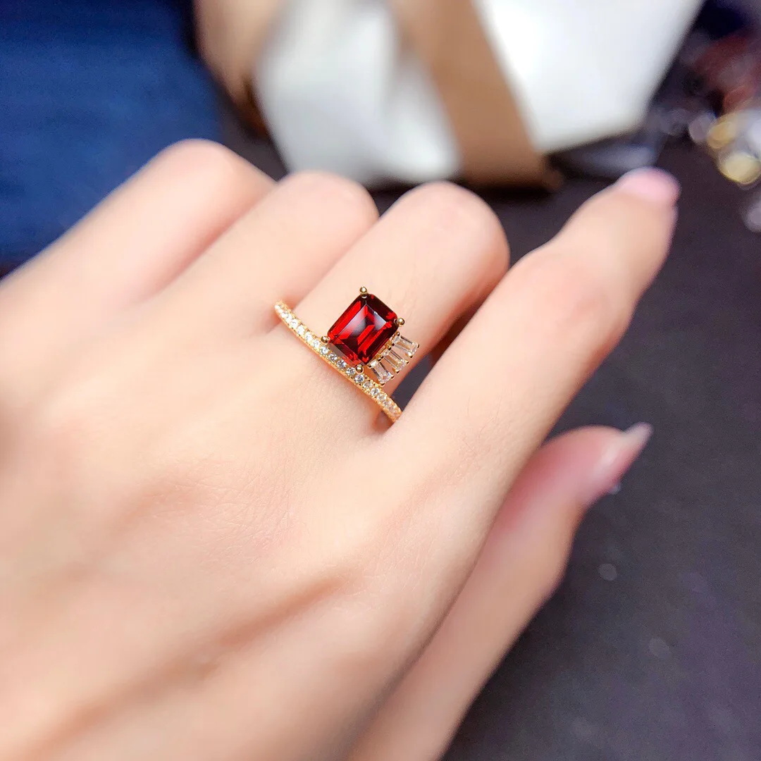 

5mm*7mm VVS Grade Emerald Cut Natural Garnet Ring for Daily Wear 0.8ct Mozambique Garnet Silver Ring Gift for Woman