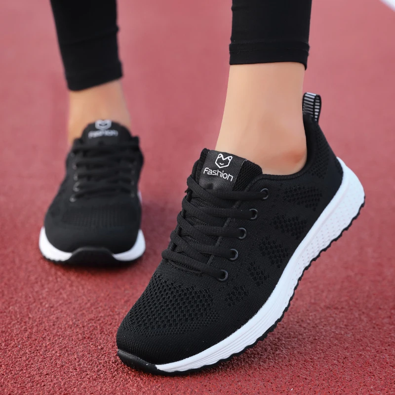 New Women Casual Shoes Fashion Breathable Walking Mesh Flat Shoes Sneakers Women Tenis Feminino White Running Walking Sports