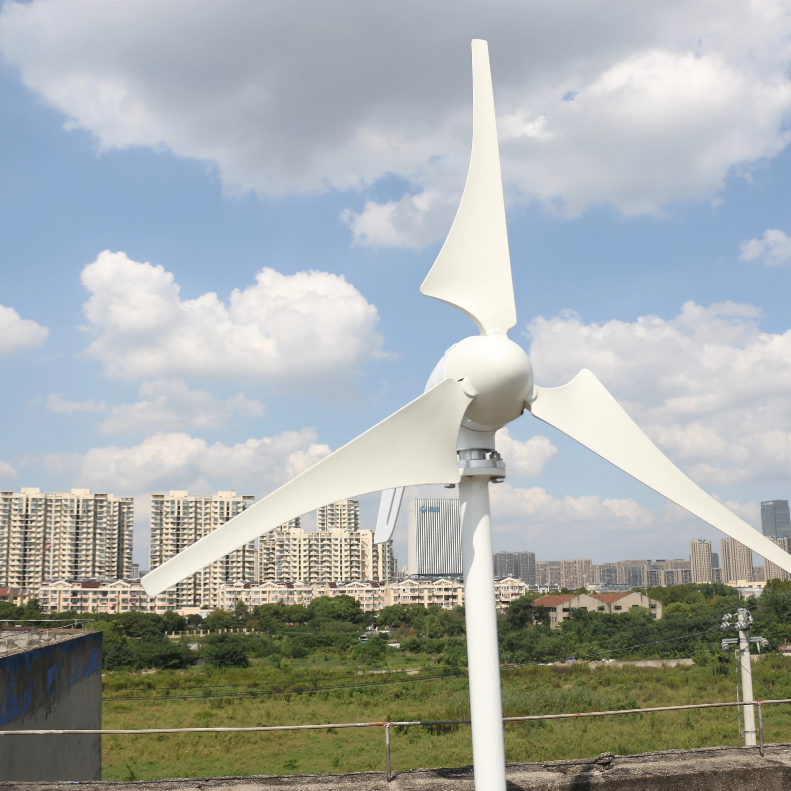 Factory Outlet 3000W 5000W New Energy Horizontal Wind Turbine Generator 12v 24v 3/5 Blades Windmill Free MPPT Controller