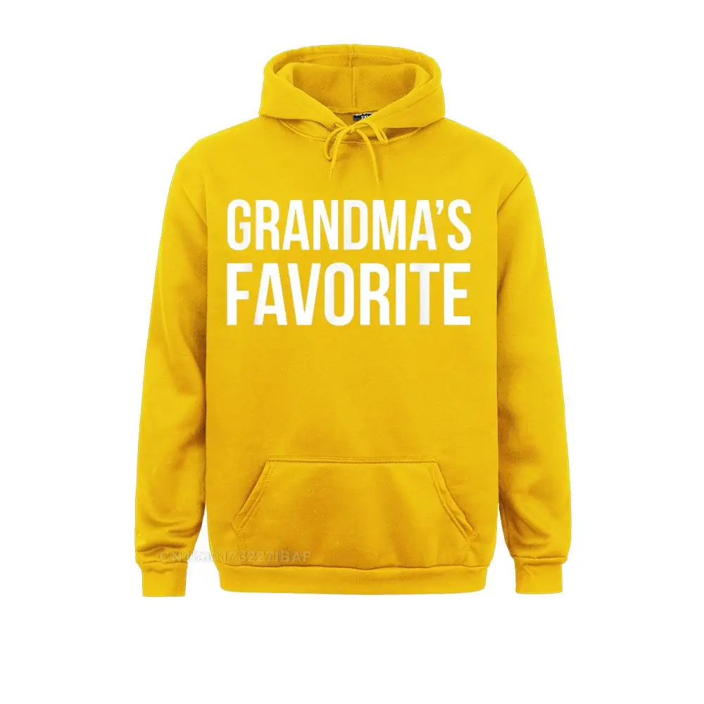 Grandma's Favorite Shirt Funny Grandparent Grandchild Gift Family Print Sweatshirts Man Hoodies VALENTINE DAY Design Sportswears